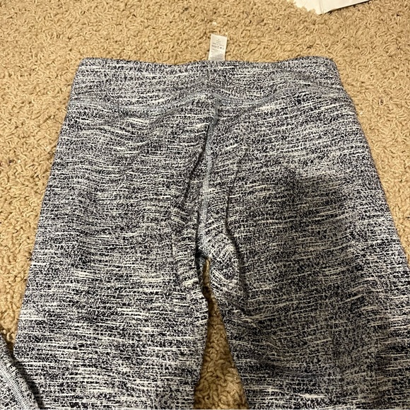 Lululemon Ivivva Leggings - Picture 3 of 5